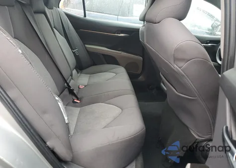 2022 Toyota Camry Le из США, поврежденный, VIN 4T1C11BK6NU056633